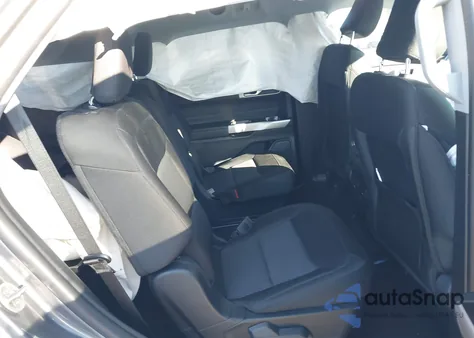 2023 Ford Explorer Xlt z USA, uszkodzony, nr VIN 1FMSK8DH6PGB00862